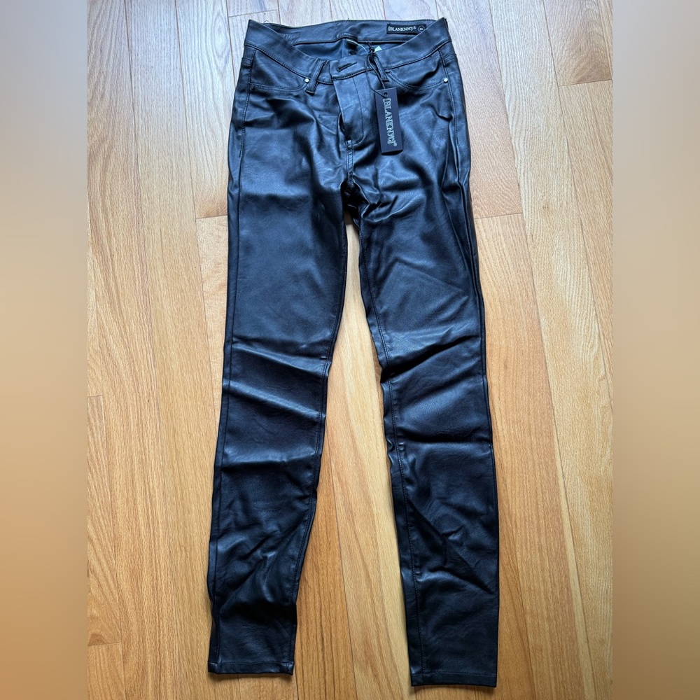 BLANK NYC Faux leather pants black size 26 NWT